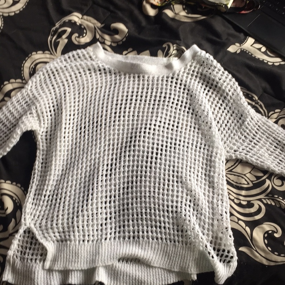 Knitted Quarter sleeve See-through Shirt